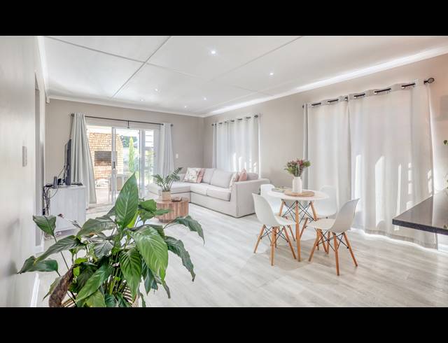 3 BEDROOM TOWNHOUSE FOR SALE IN BEACON BAY